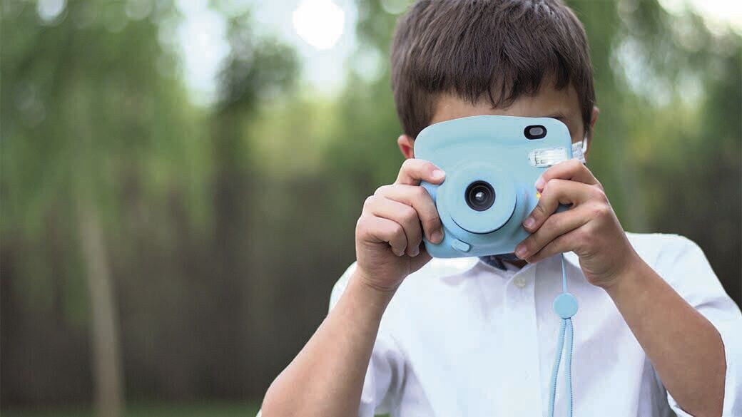 Instant camera